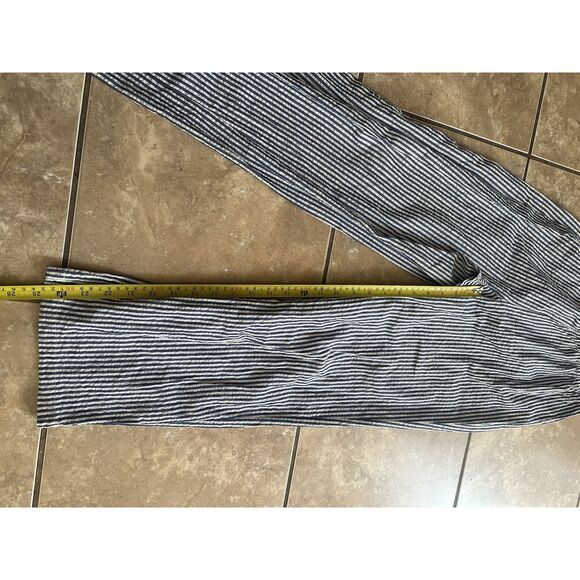 JCrew ruffled seersucker stripe jumpsuit Blue/white XS - Picture 3 of 9